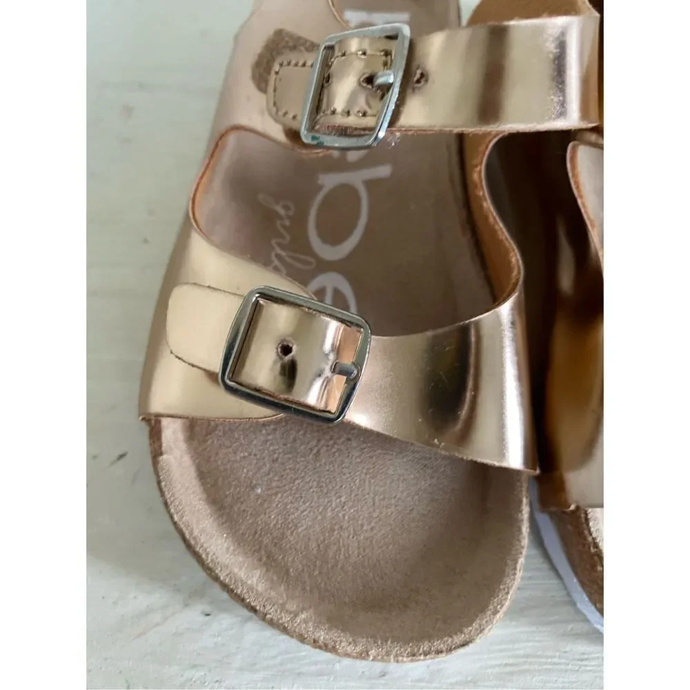 NEW Bebe Birkenstock Style Sandals Rose Gold Copper Metallic ShoesSize 9 NWOT